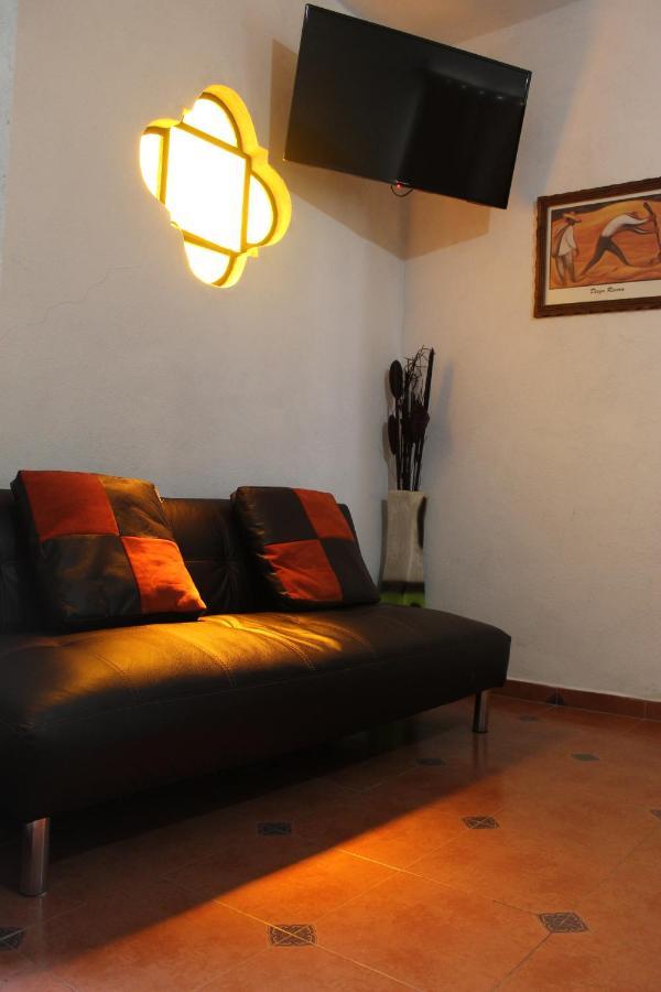Hotel Posada Chamacuero Комонфорт Экстерьер фото